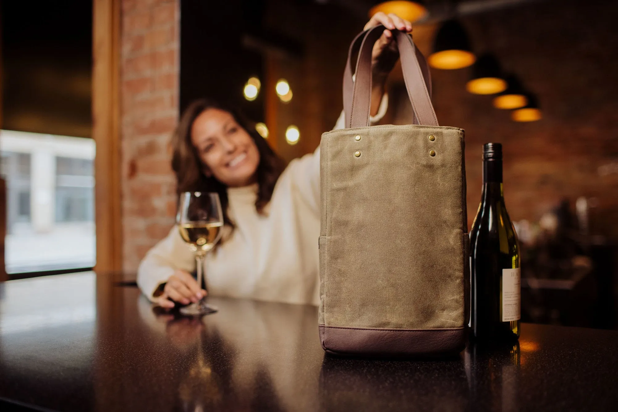 2 Bottle Insulated Wine Cooler Bag