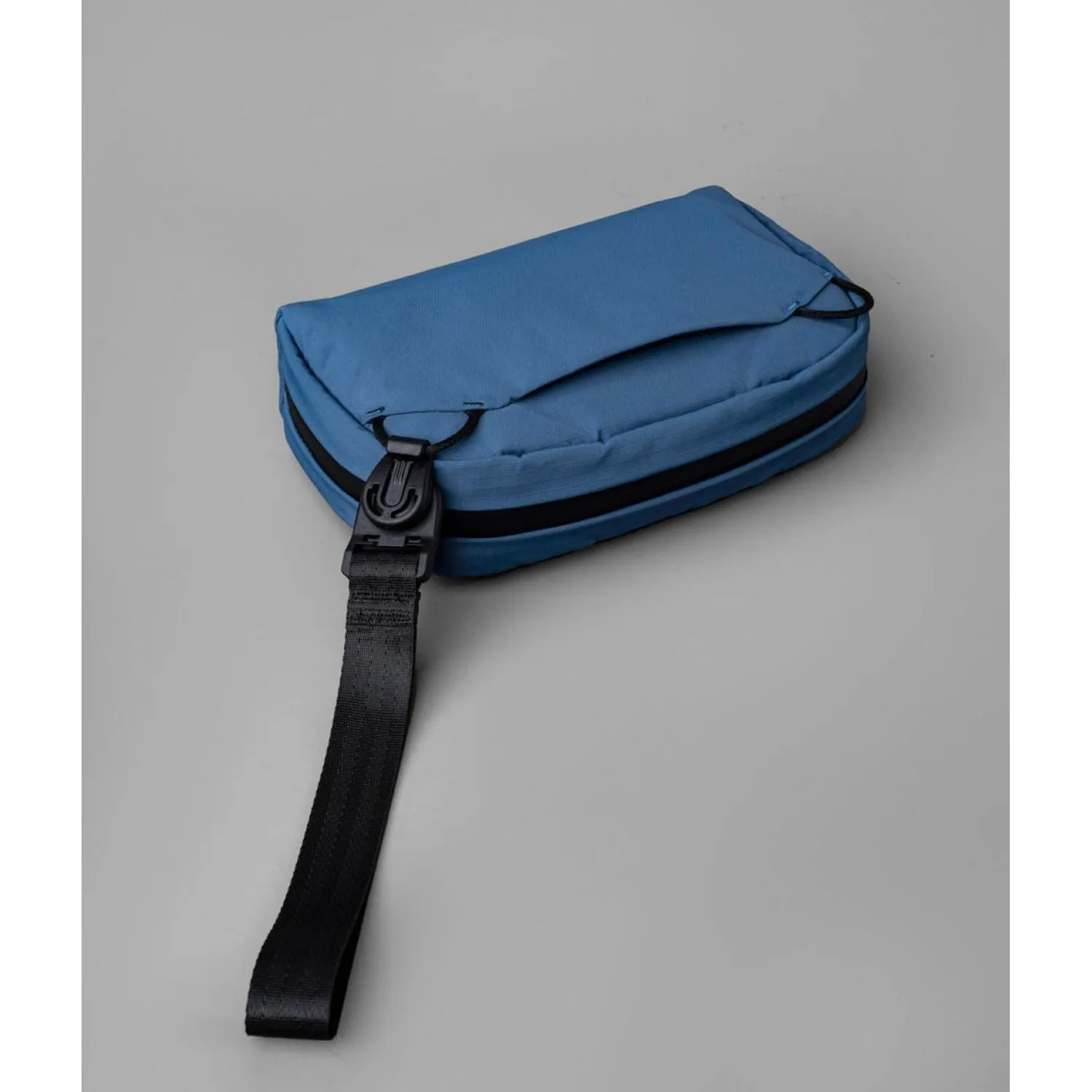 ALPAKA Toiletry Bag