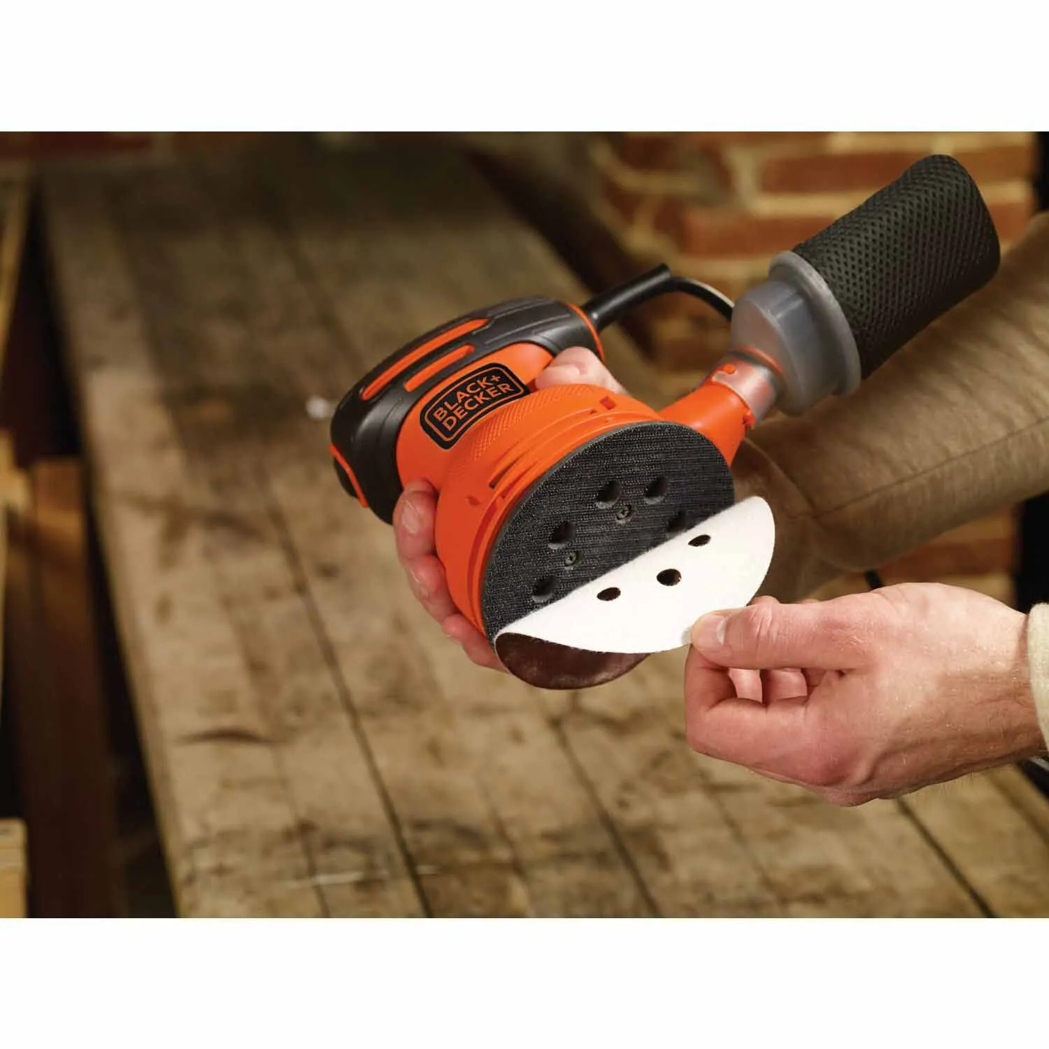 Black & Decker BDERO100 5-in Random Orbit Sander