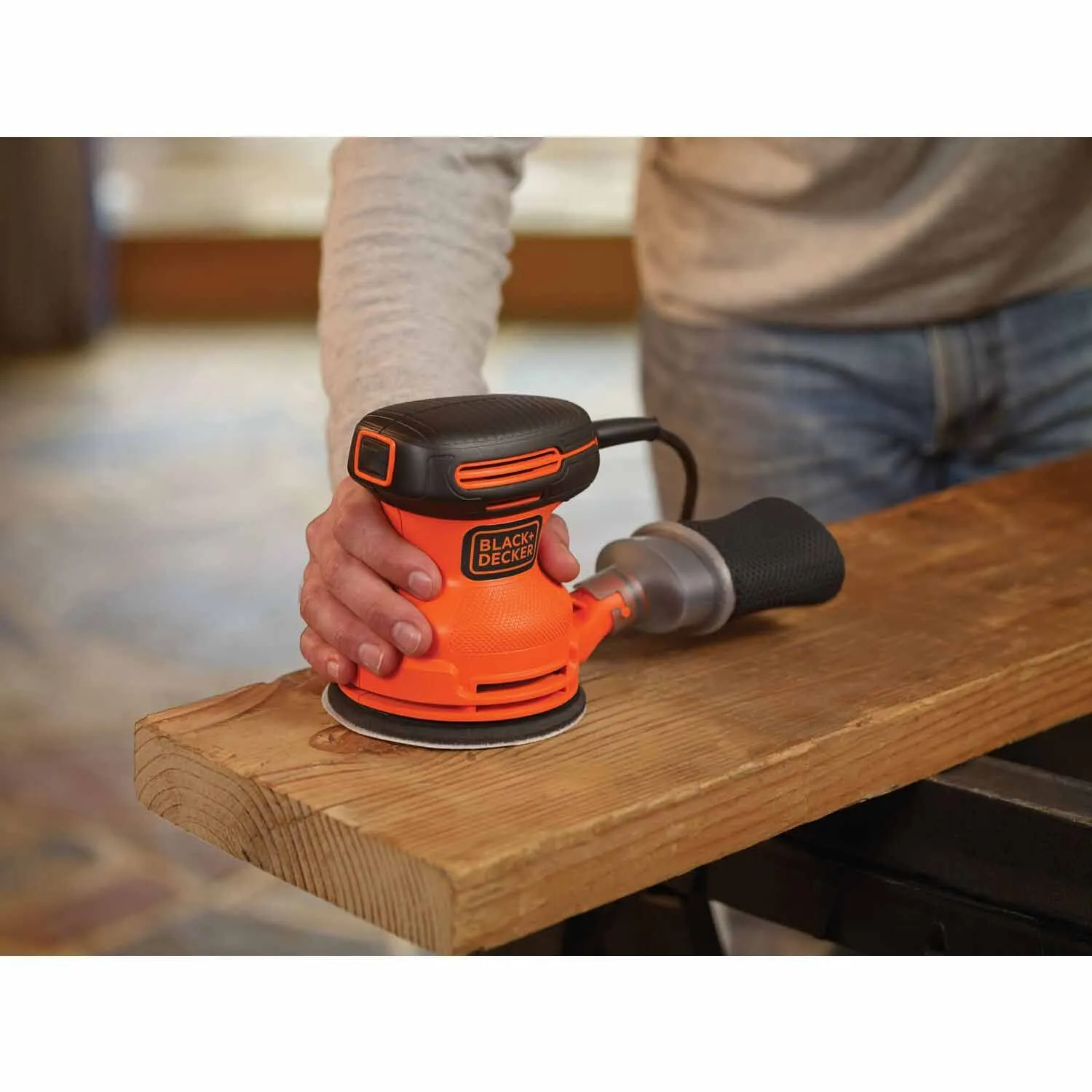 Black & Decker BDERO100 5-in Random Orbit Sander