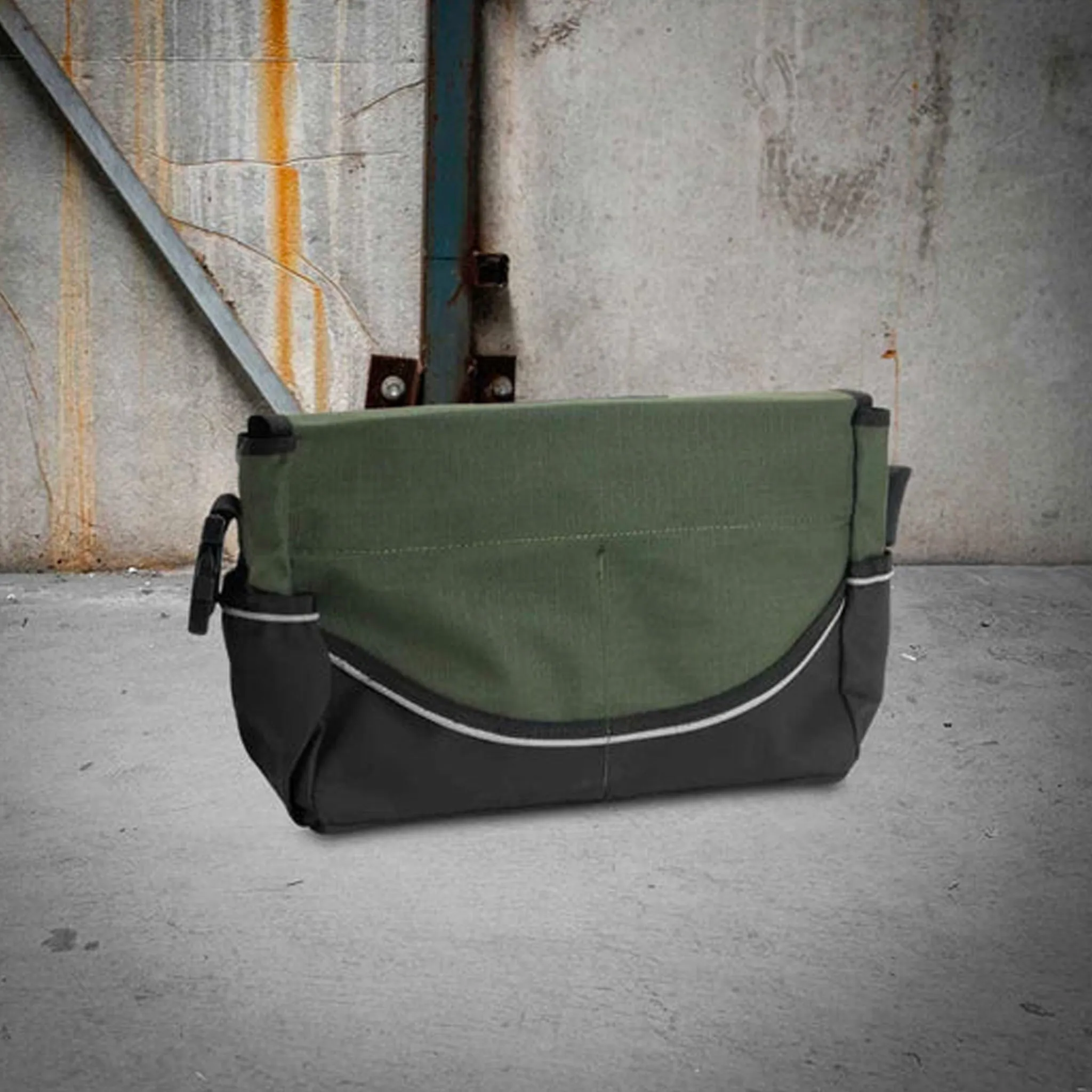 CANVAS CRIB TOOL BAG - MEDIUM - RX05E112