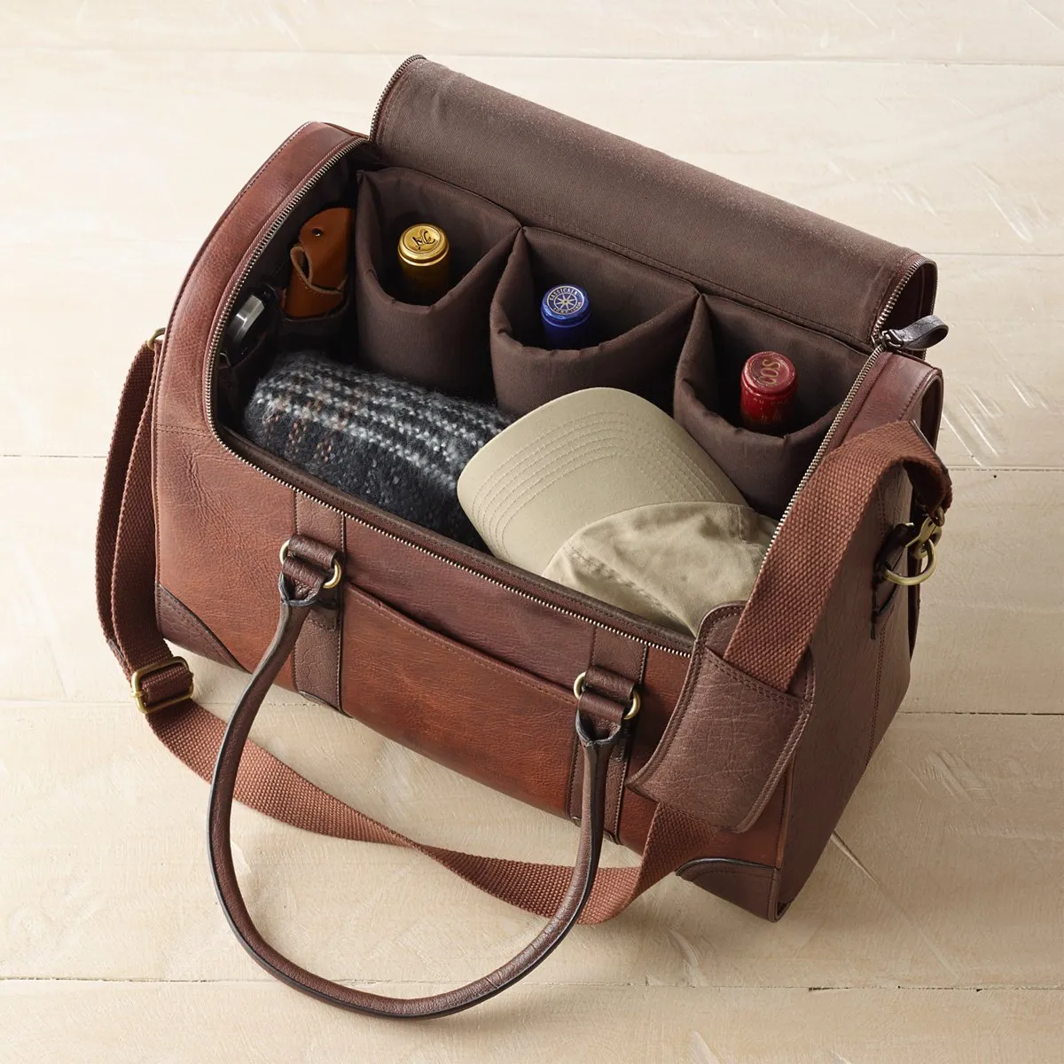 Handcrafted 100% Leather Travel Wine Bag