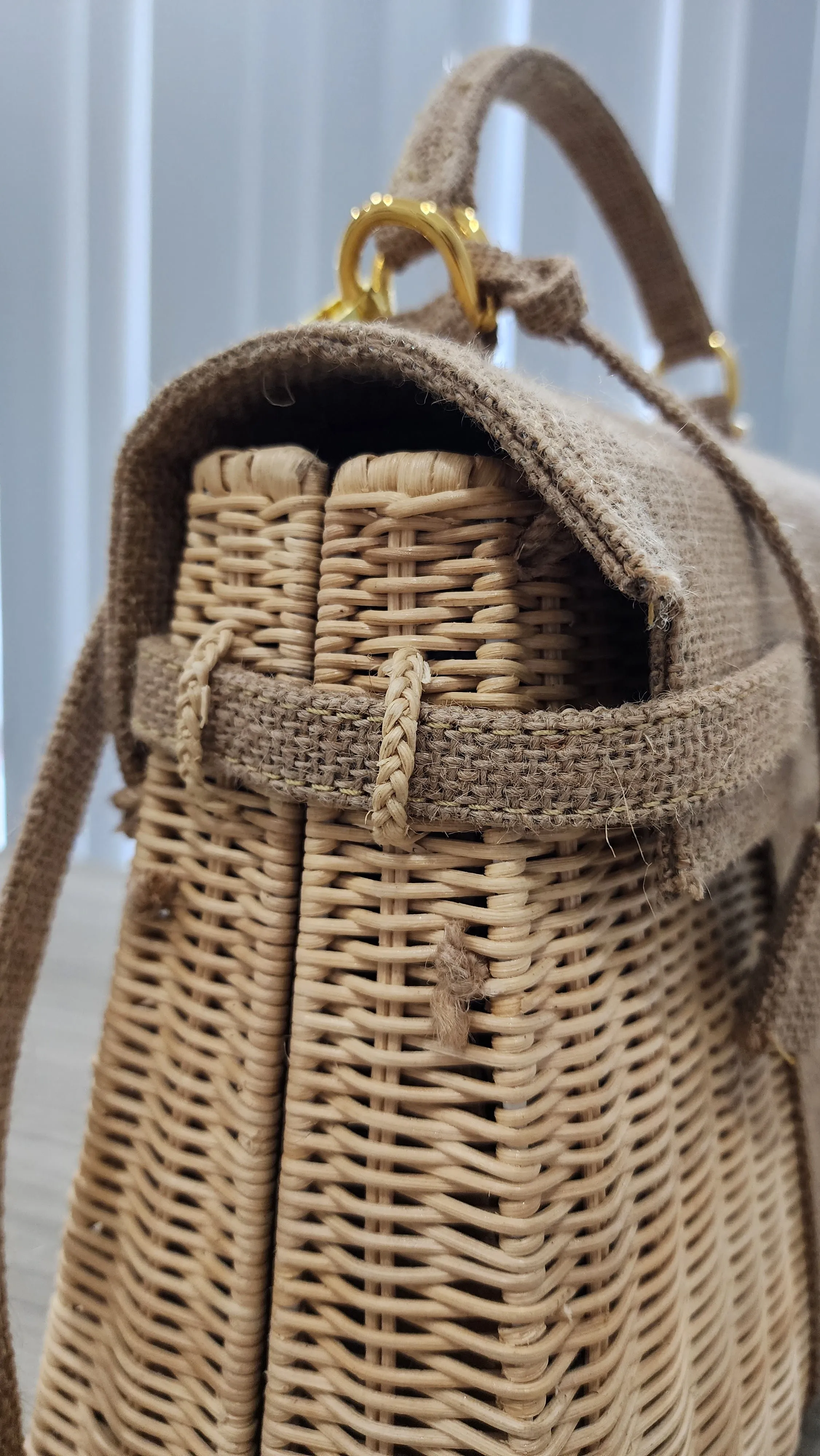 Jute vs wicker handmade bag, Medium size (31cm)