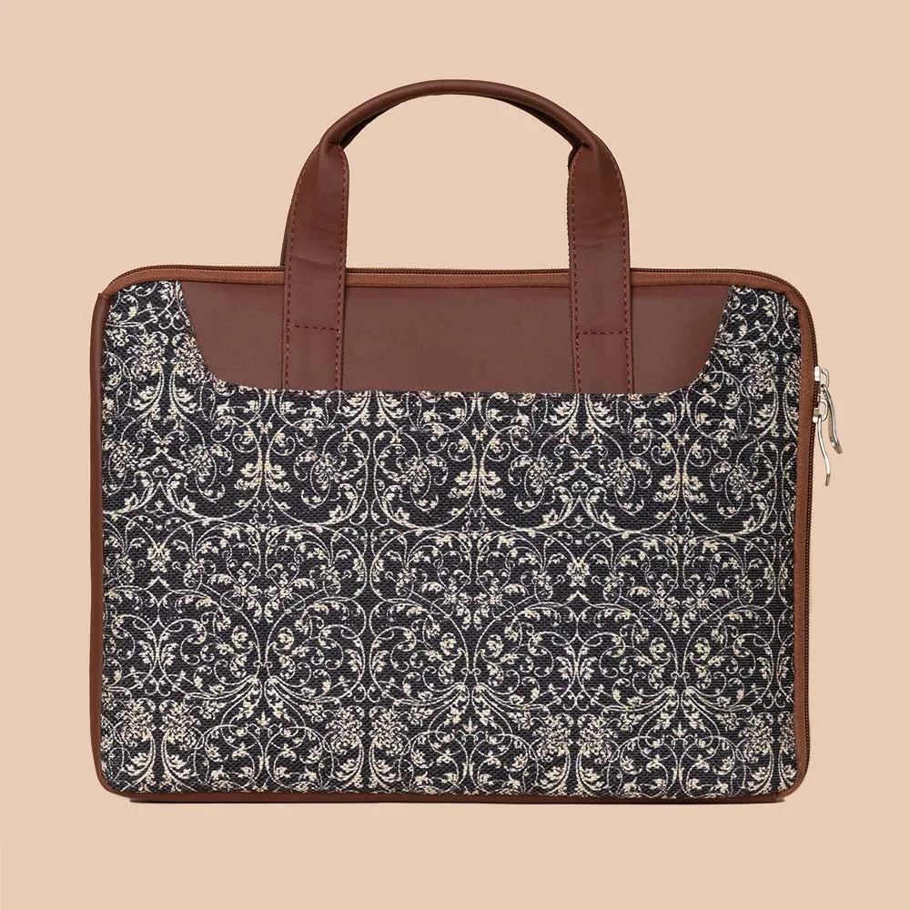 Lattice Lace L-Zippered Laptop Sleeve