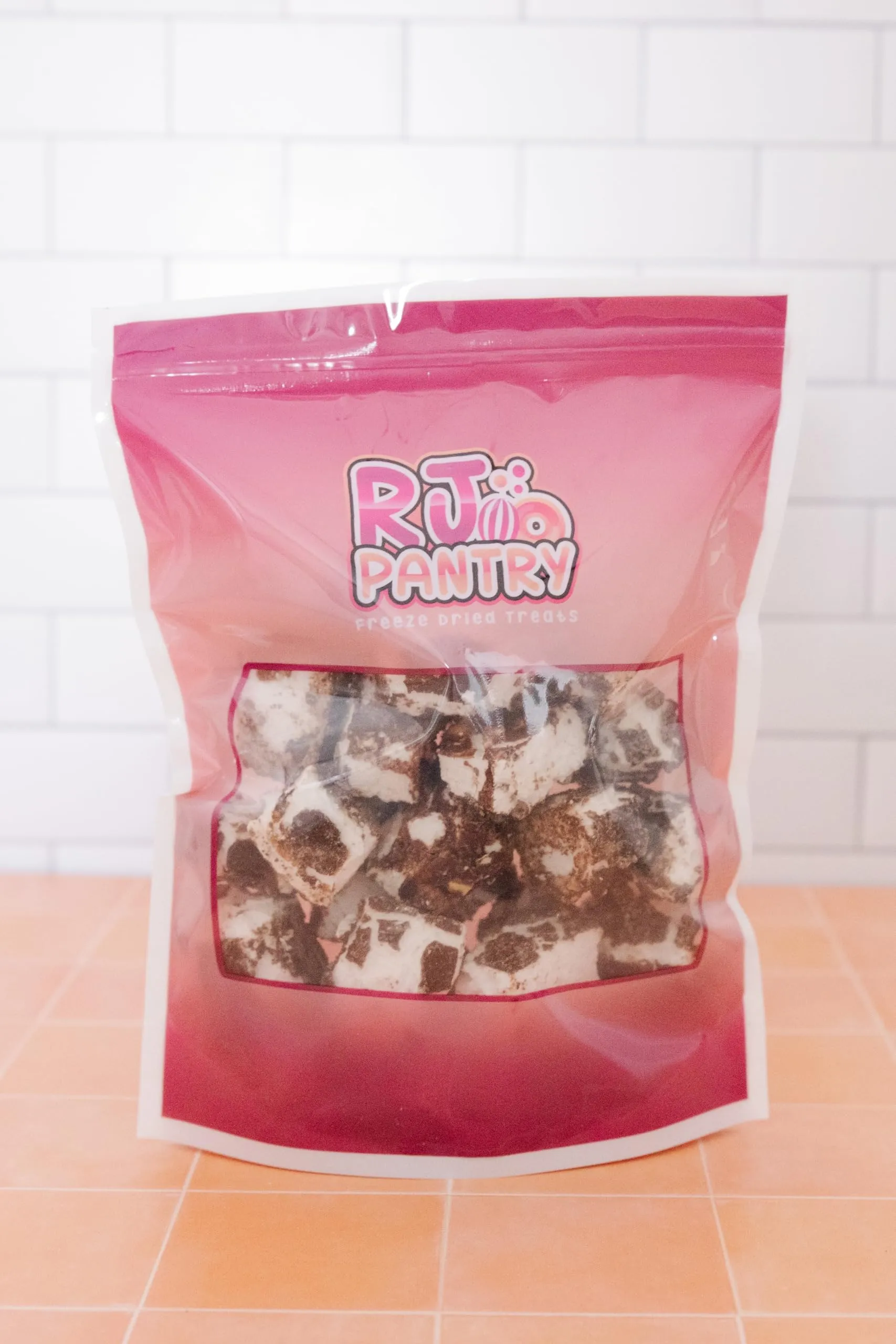 RJ Pantry Freeze-Dried Candy Milk Chocolate Marshmallow Cashews - 6oz Pouch